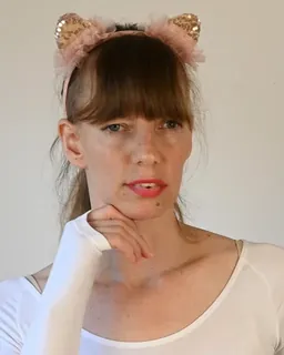dvornitzkykatalin profilképe