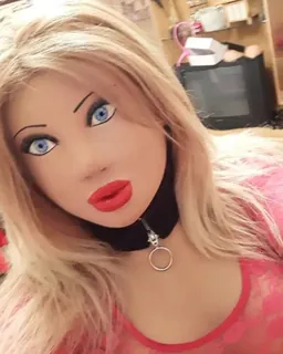 Erica Doll profilképe
